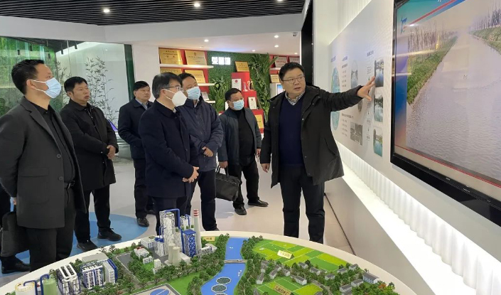 熱烈歡迎丨明光市市政府副市長(zhǎng)馬殿勇一行蒞臨久吾高科